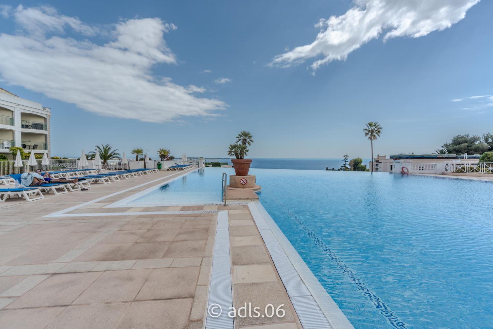 Un Studio De Charme Vue Mer & Piscine D'Exception Cannes Exterior foto