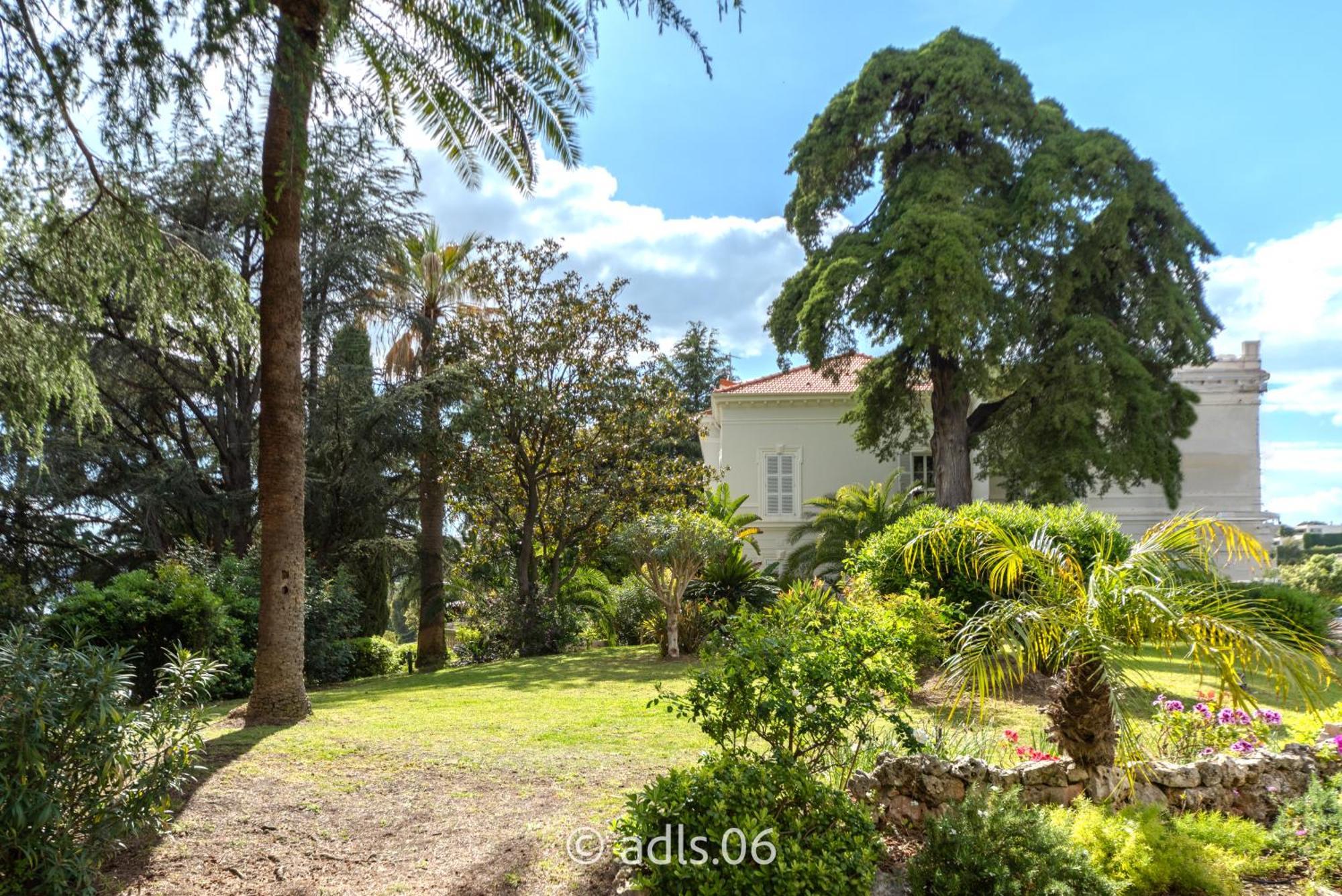 Un Studio De Charme Vue Mer & Piscine D'Exception Cannes Exterior foto