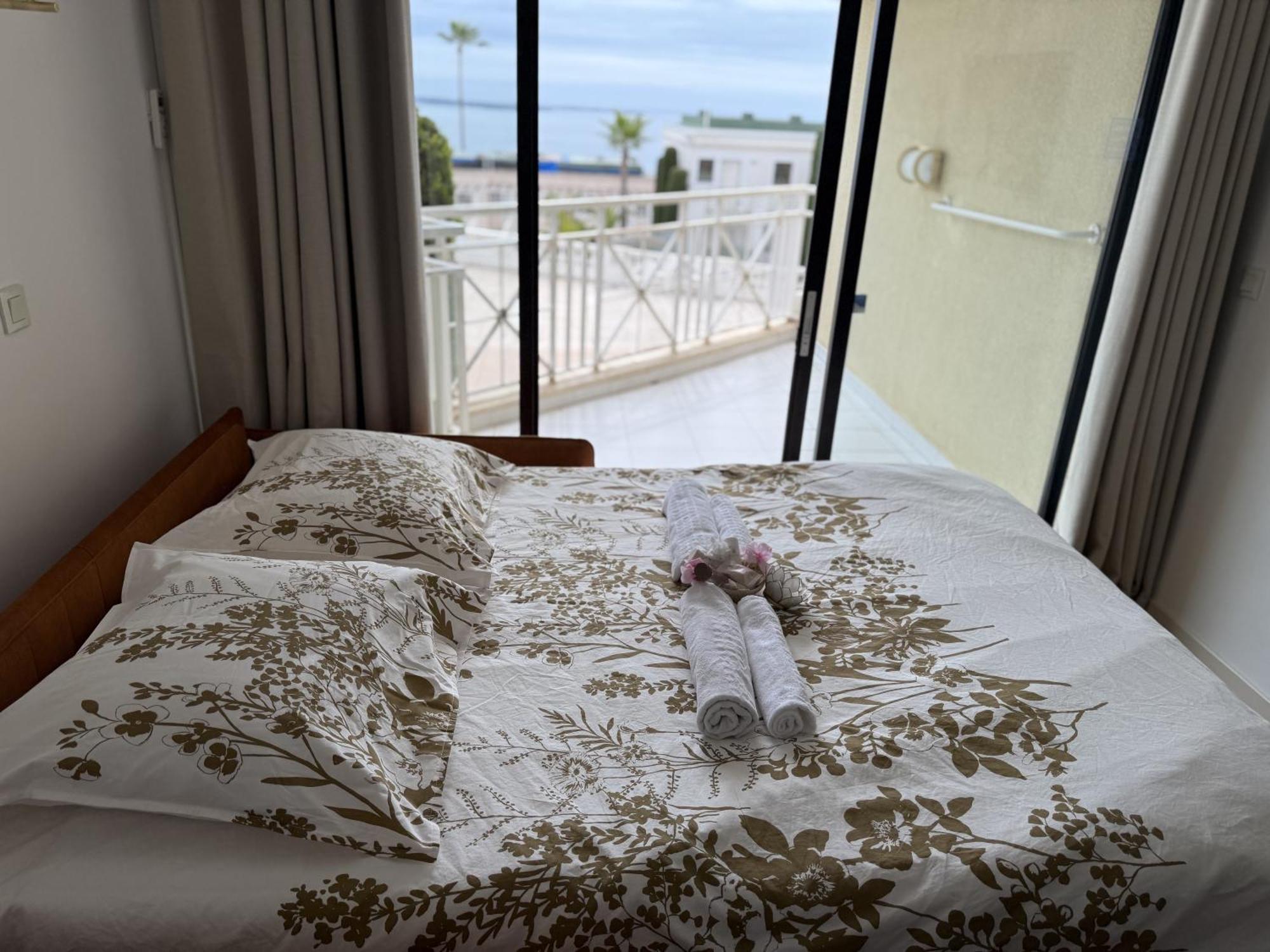 Un Studio De Charme Vue Mer & Piscine D'Exception Cannes Exterior foto